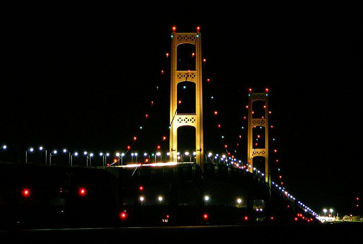 Mackinac Bridge night 2004