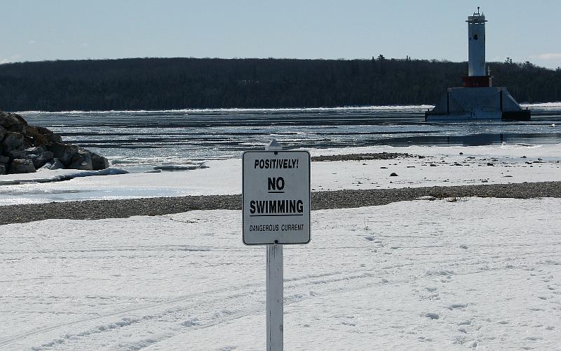 No swiming Mackinac Island, Straits of Mackinac