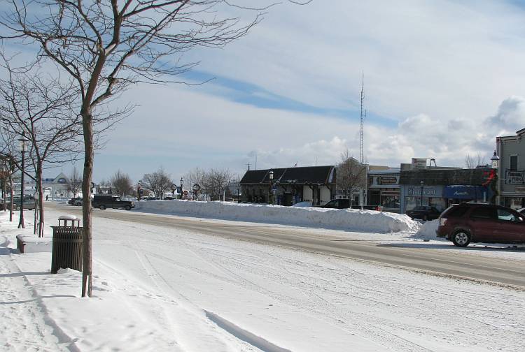 Mackinaw City Central Avenue