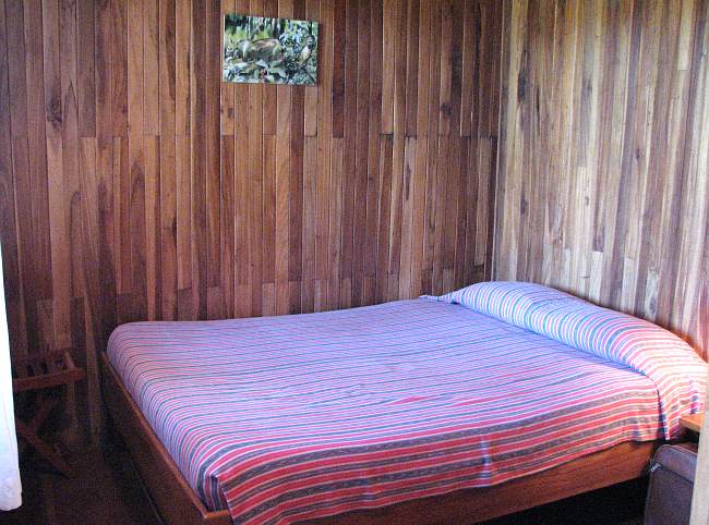 Hotel Arco Isis bedroom.