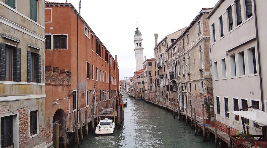 San Giorgio dei Greci church leaning tower