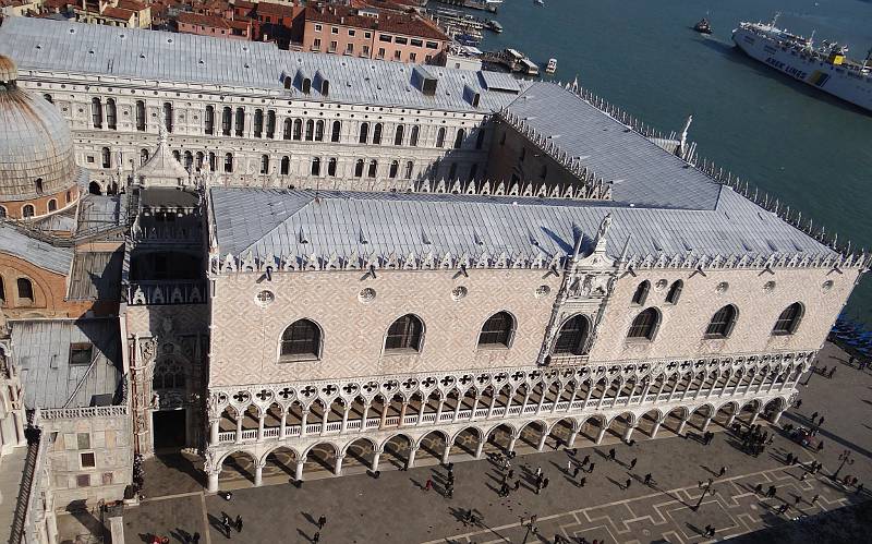 Doge's Palace (Palazzo Ducale)