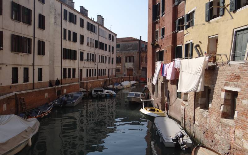 Cannaregio Canal around the Ghetto