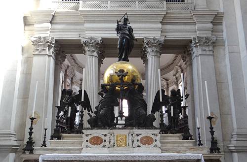 High Altar  of San Giorgio Maggiore church