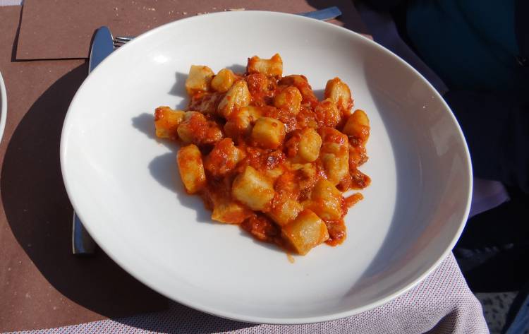 Gnocchi fatti = potato dumplings