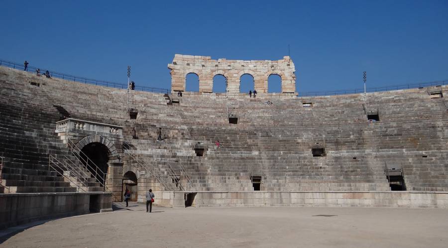 Verona Arena seating