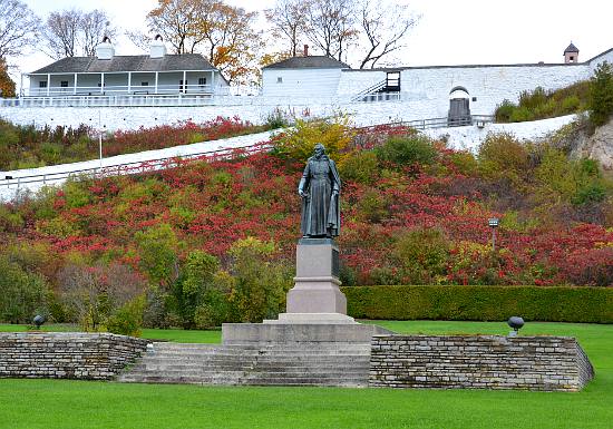 Fort Mackinac fall colors