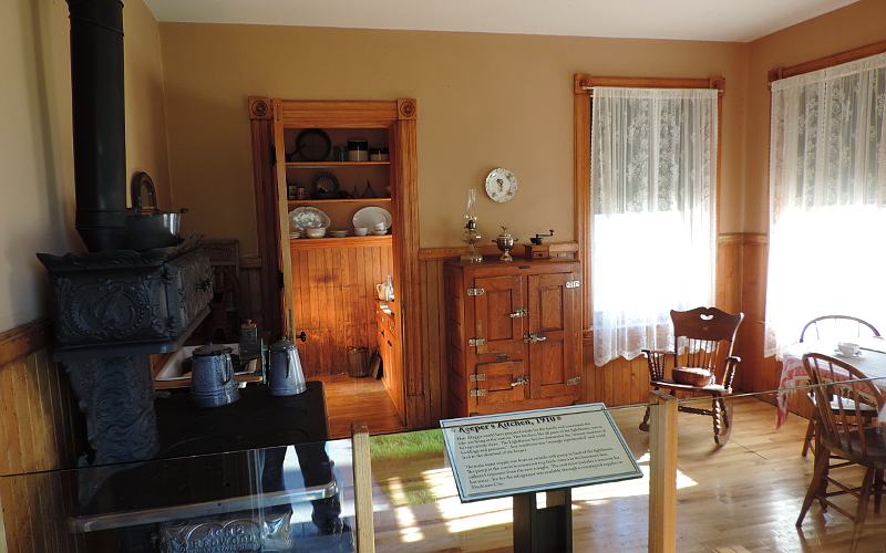 Lighthouse keeper's kitchen - Old Mackinac Point Lighthouse
