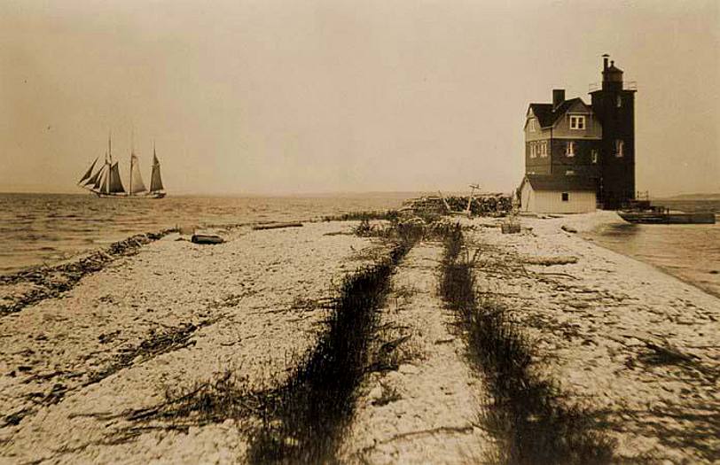 1902 - Round Island Lighthouse in Michigan