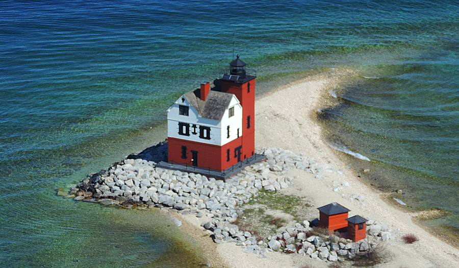 ROund Island Lighthouse from the air